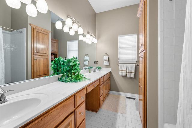 8204 NW 69th Street, Oklahoma City, OK 73132