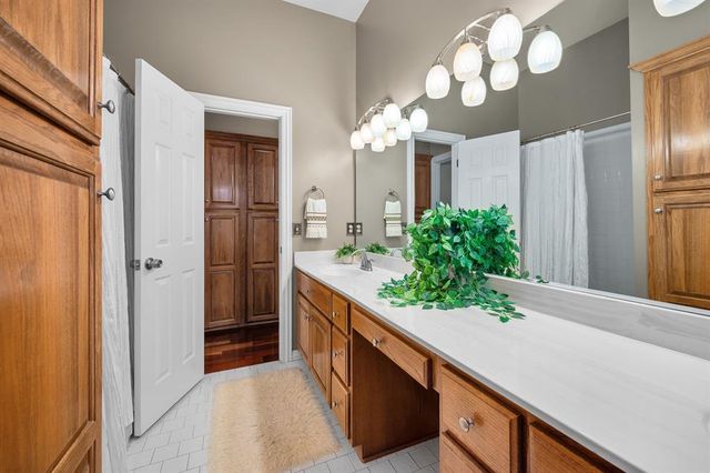 8204 NW 69th Street, Oklahoma City, OK 73132