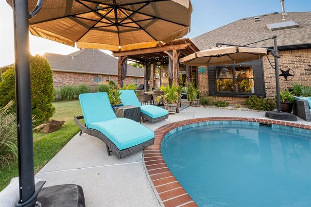 8204 NW 69th Street, Oklahoma City, OK 73132