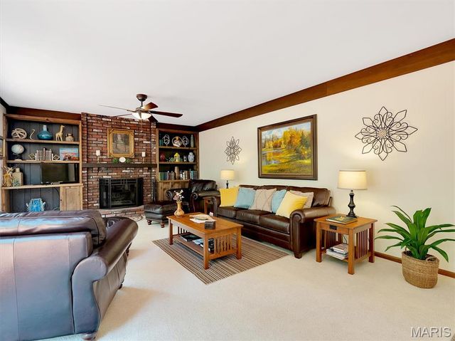 101 Strecker Road, Ellisville, MO 63011