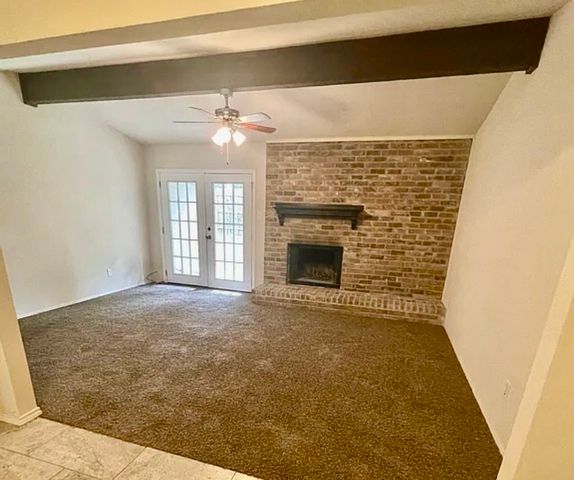 2506 Oak Leaf Drive, Arlington, TX 76006