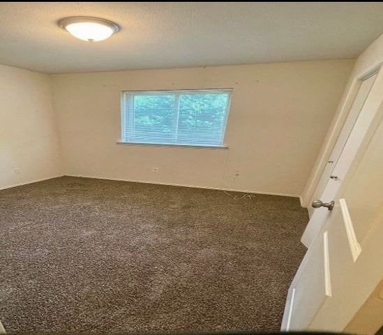 2506 Oak Leaf Drive, Arlington, TX 76006