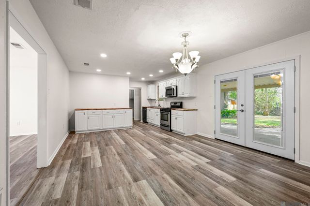 522 Wylie Dr, Baton Rouge, LA 70808