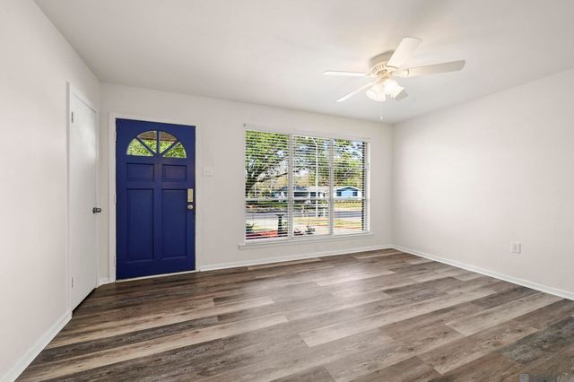 522 Wylie Dr, Baton Rouge, LA 70808