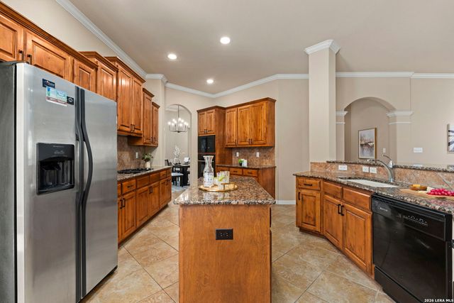 2035 Milan, San Antonio, TX 78258