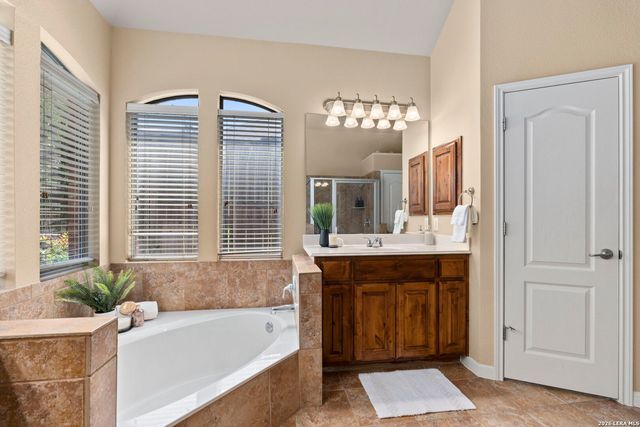 2035 Milan, San Antonio, TX 78258