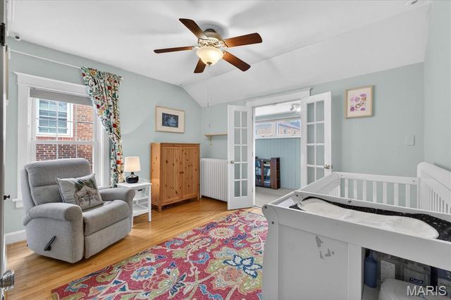 7487 Kingsbury Boulevard, University City, MO 63130