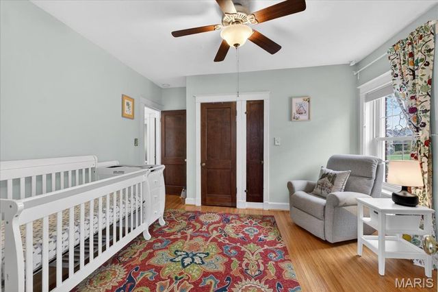 7487 Kingsbury Boulevard, University City, MO 63130