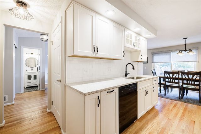 151 Flower Dale Drive, Greece, NY 14626