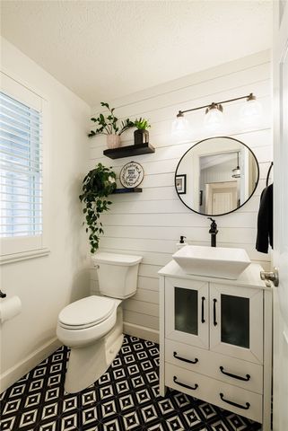 151 Flower Dale Drive, Greece, NY 14626