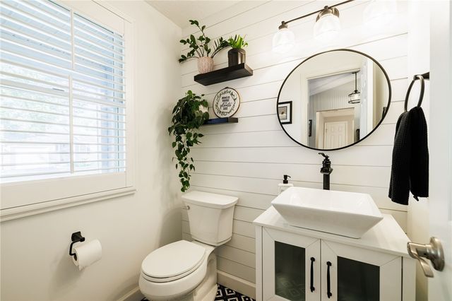 151 Flower Dale Drive, Greece, NY 14626