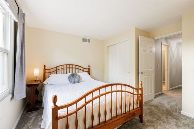 151 Flower Dale Drive, Greece, NY 14626