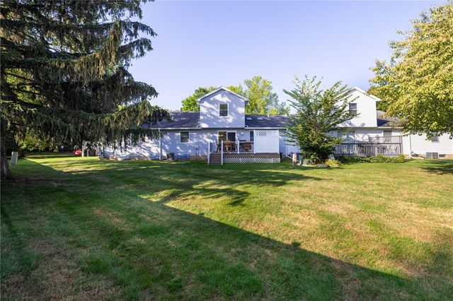 151 Flower Dale Drive, Greece, NY 14626