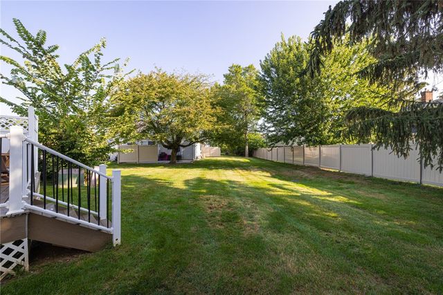 151 Flower Dale Drive, Greece, NY 14626