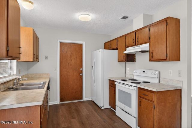 5033 YEARLING Lane, Jacksonville, FL 32210