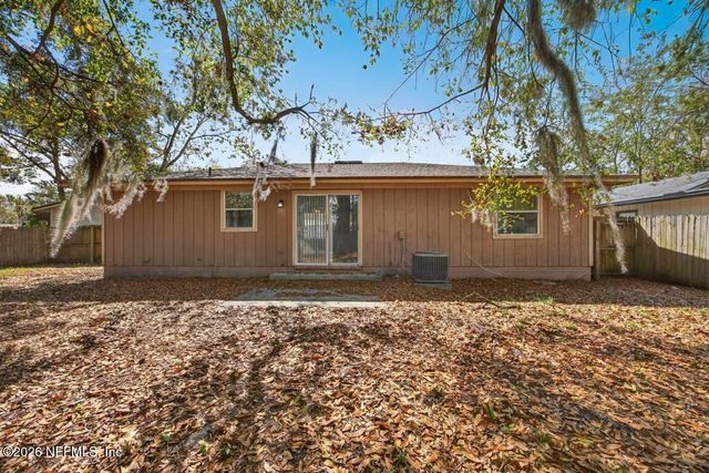 5033 YEARLING Lane, Jacksonville, FL 32210