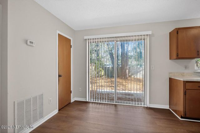 5033 YEARLING Lane, Jacksonville, FL 32210