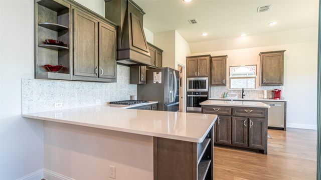 3136 Ferry Boat Lane, Granbury, TX 76049