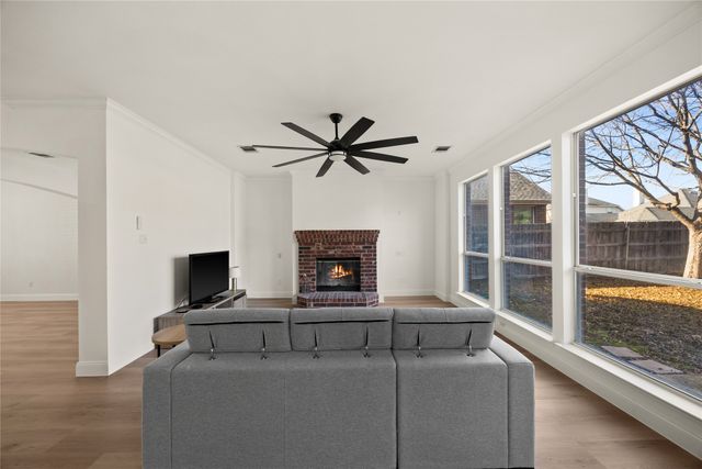 6209 Creek Crossing Lane, Sachse, TX 75048