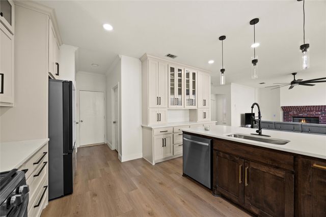 6209 Creek Crossing Lane, Sachse, TX 75048