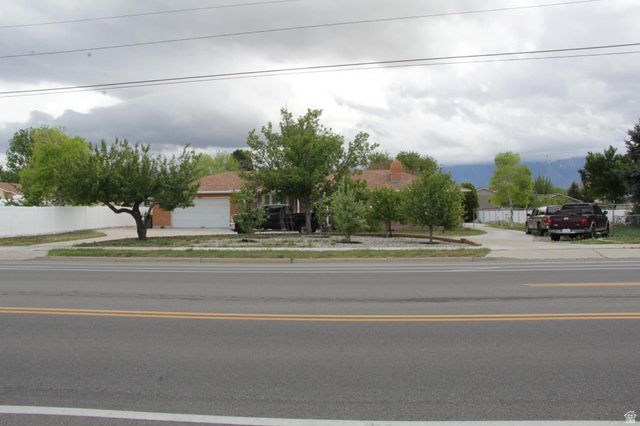 9467 S 2700 W, South Jordan, UT 84095