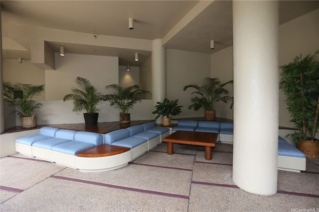 60 N Beretania Street 2009, Honolulu, HI 96817