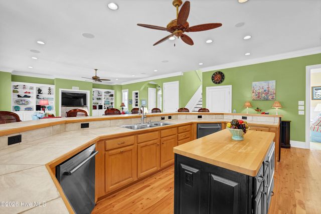 41 Lee Street, Ocean Isle Beach, NC 28469