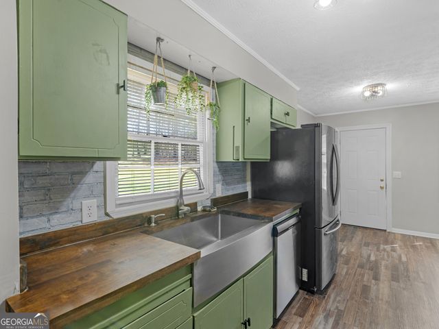 300 Fambro Circle, Griffin, GA 30224