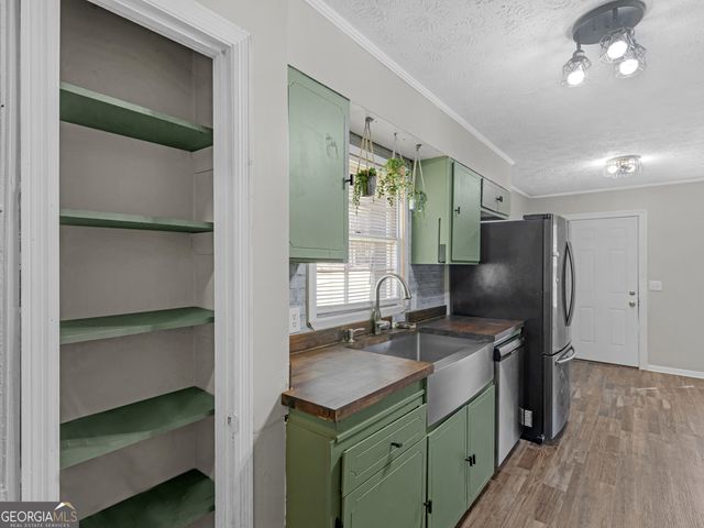 300 Fambro Circle, Griffin, GA 30224