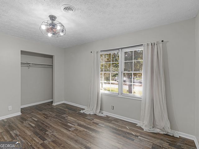 300 Fambro Circle, Griffin, GA 30224