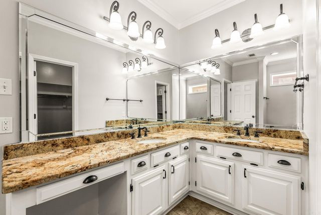 1711 Pickering Lane, Little Rock, AR 72211