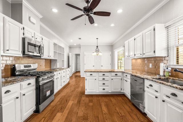 1711 Pickering Lane, Little Rock, AR 72211