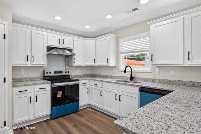 11021 Meadow Run Rd, Louisville, KY 40229