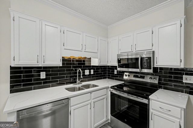 5035 Mickleton Way, Powder Springs, GA 30127