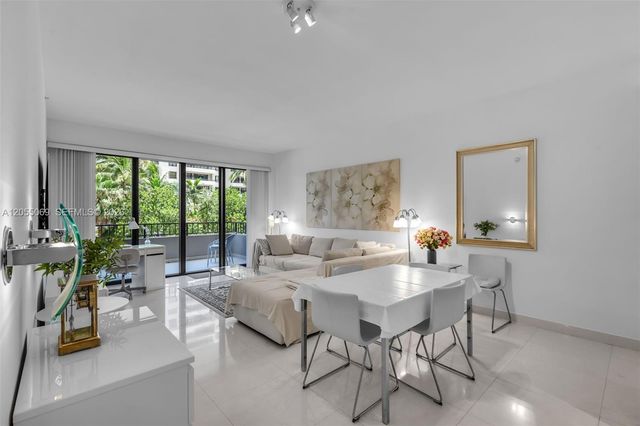 201 Crandon Blvd 220, Key Biscayne, FL 33149