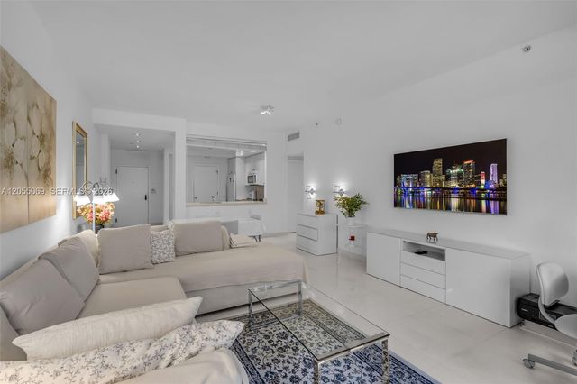 201 Crandon Blvd 220, Key Biscayne, FL 33149