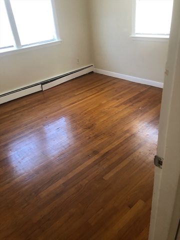 49 Laighton Street 4, Lynn, MA 01902