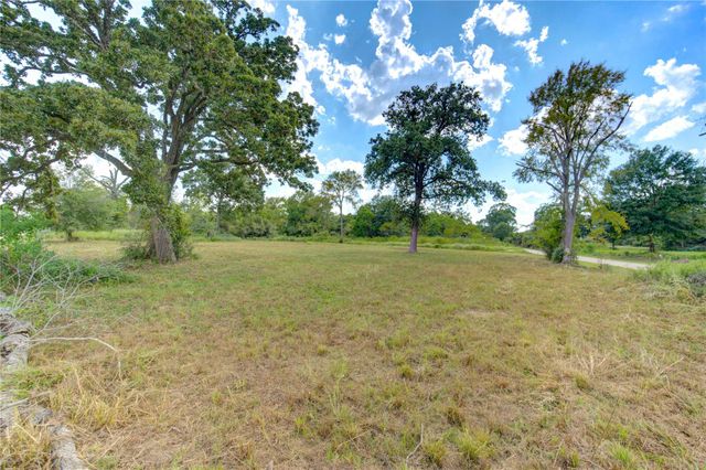 1601 23rd St, Hempstead, TX 77445