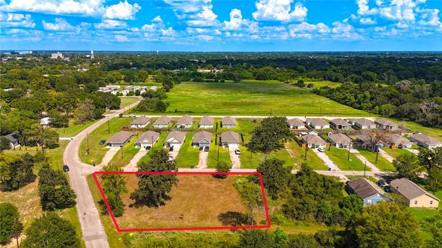 1601 23rd St, Hempstead, TX 77445