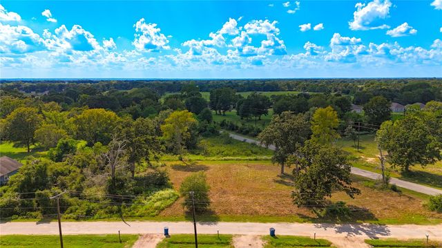 1601 23rd St, Hempstead, TX 77445