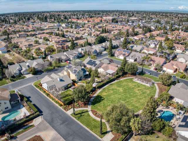 8540 N Talladega Way, Fresno, CA 93720