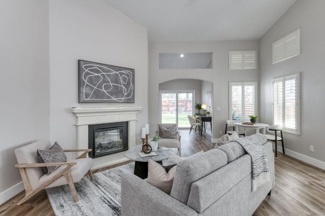 8540 N Talladega Way, Fresno, CA 93720