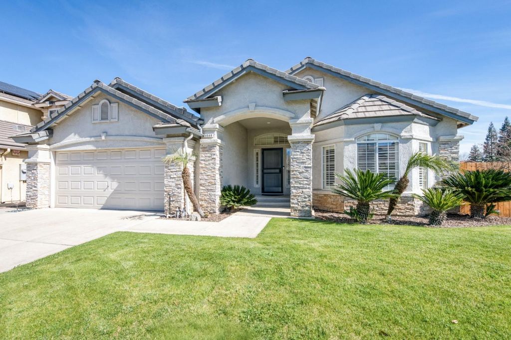 8540 N Talladega Way, Fresno, CA 93720