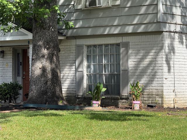 14926 Parkville Drive, Houston, TX 77068