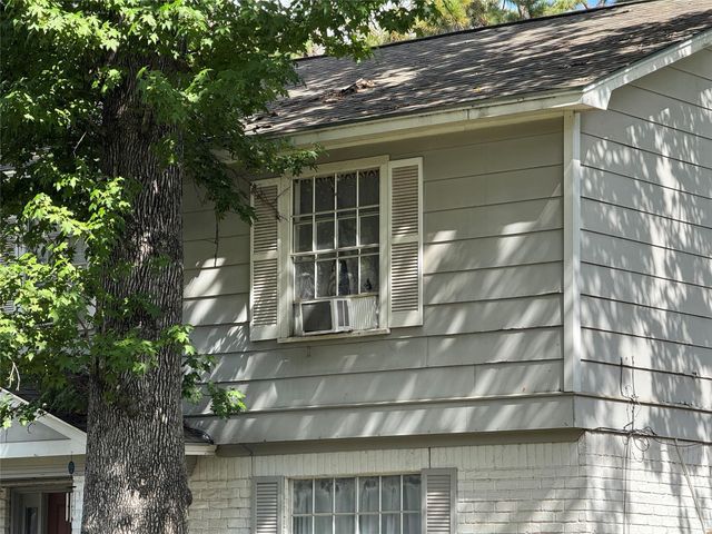 14926 Parkville Drive, Houston, TX 77068