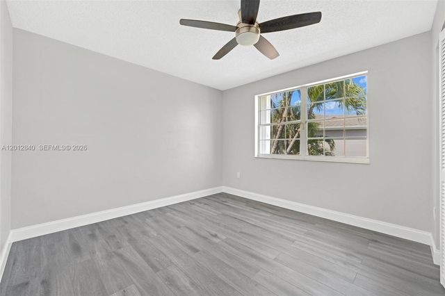 10065 NW 54th Ter, Doral, FL 33178