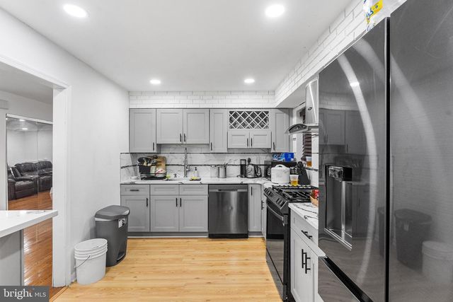 7900 CAESAR PL, Philadelphia, PA 19153