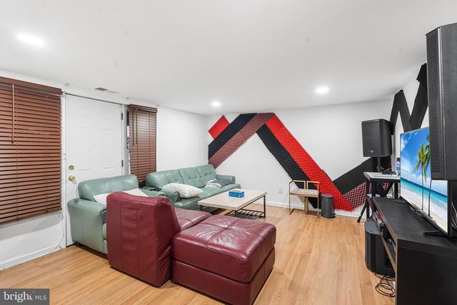 7900 CAESAR PL, Philadelphia, PA 19153