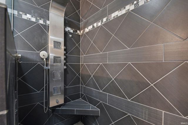 25938 Rolling Hills Drive, South Bend, IN 46628