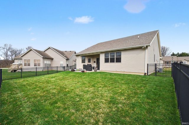 25938 Rolling Hills Drive, South Bend, IN 46628